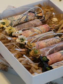 Eight Paper Cracker with Flowers1